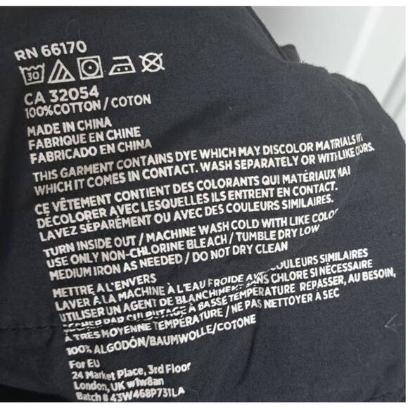 BDG Women 28 Black Cotton "Slim Boyfriend" Distressed Denim Jeans NWOT - Picture 7 of 7